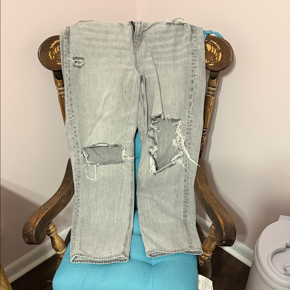 American Eagle Highest Rise 90’s Boyfriend Jean